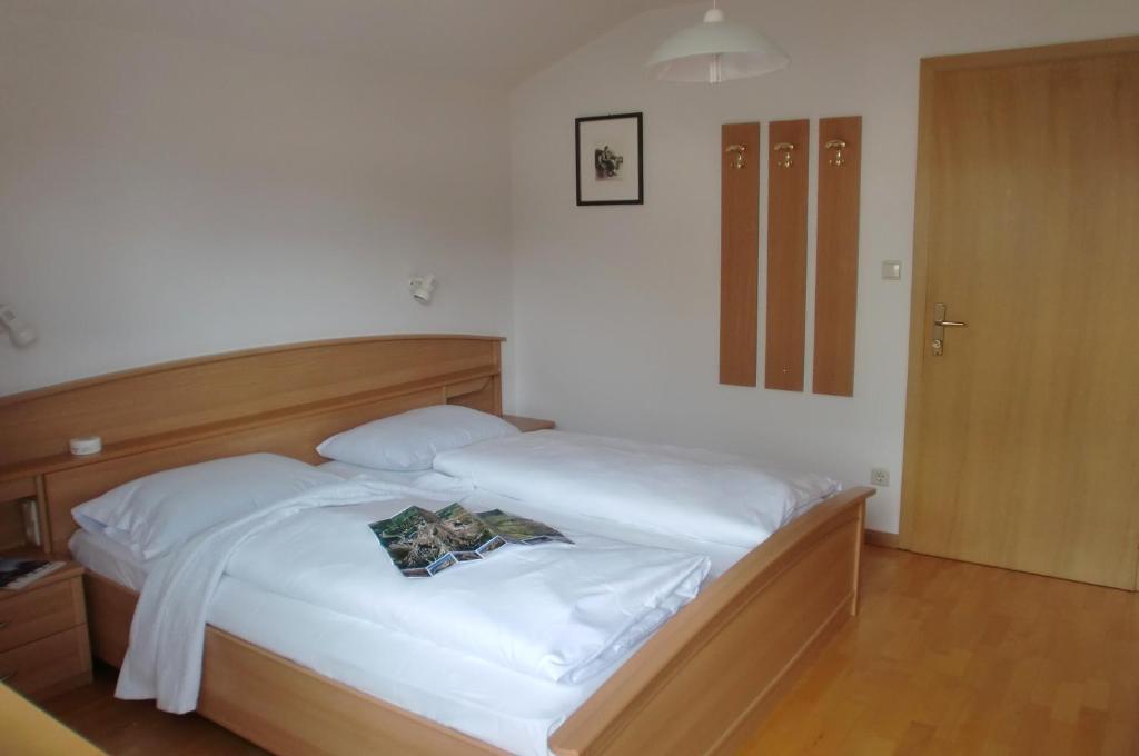 Hotel Viktoria Castelrotto Szoba fotó