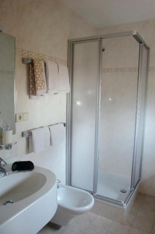 Hotel Viktoria Castelrotto Szoba fotó