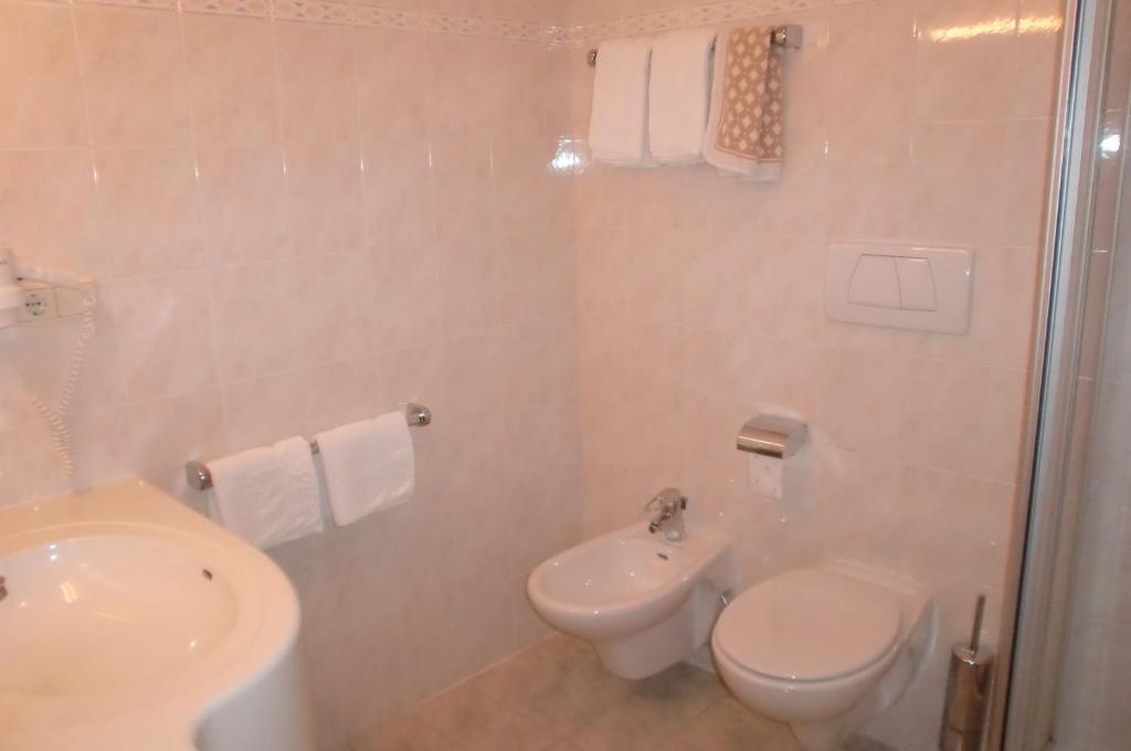 Hotel Viktoria Castelrotto Szoba fotó