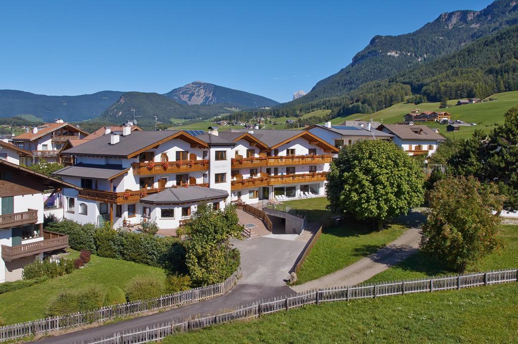 Hotel Viktoria Castelrotto Kültér fotó